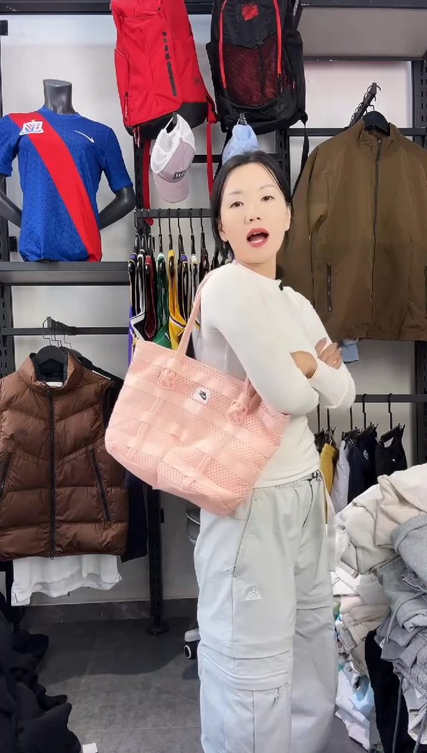 522 ·编码 瑕疵款直播间过款为准 尺码·书包