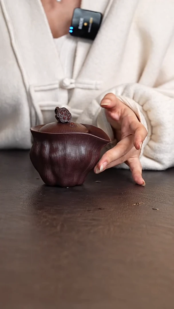 青蛙紫砂手抓壶11