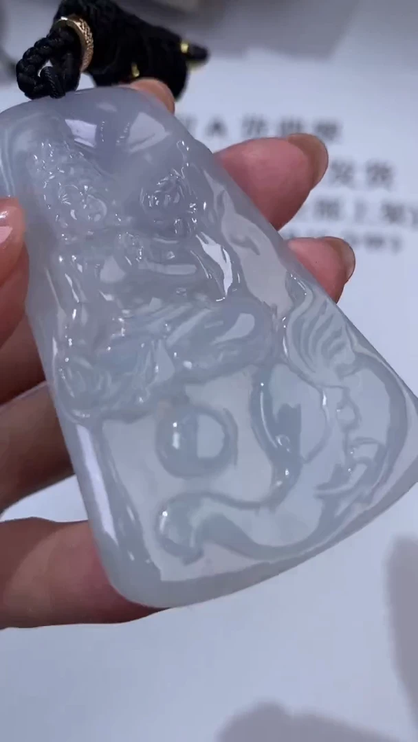 翡翠未镶嵌颈饰306176