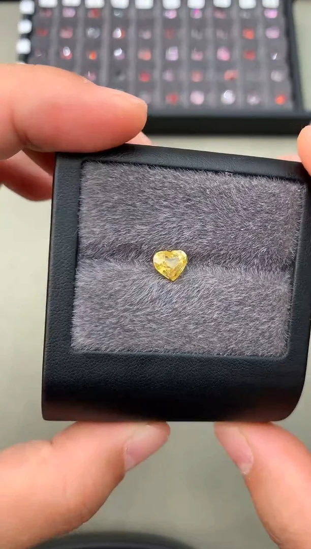 【闪购商品】定制蓝宝石裸石未镶嵌1.56ct 兰卡老烧蓝宝石