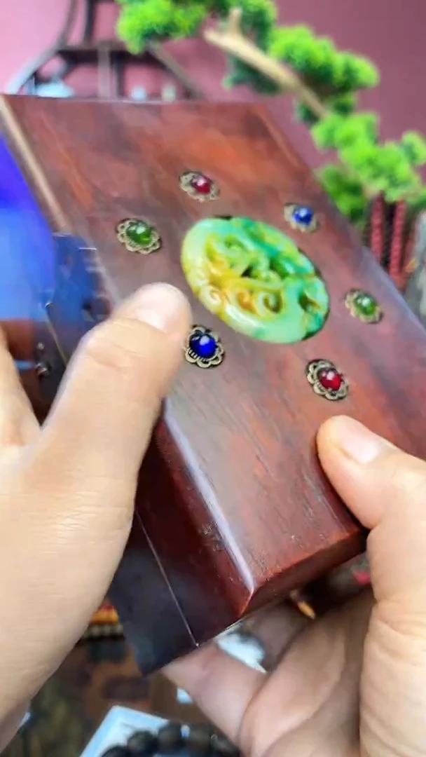 【闪购商品】木中之王6-小鹿挂件妍批发