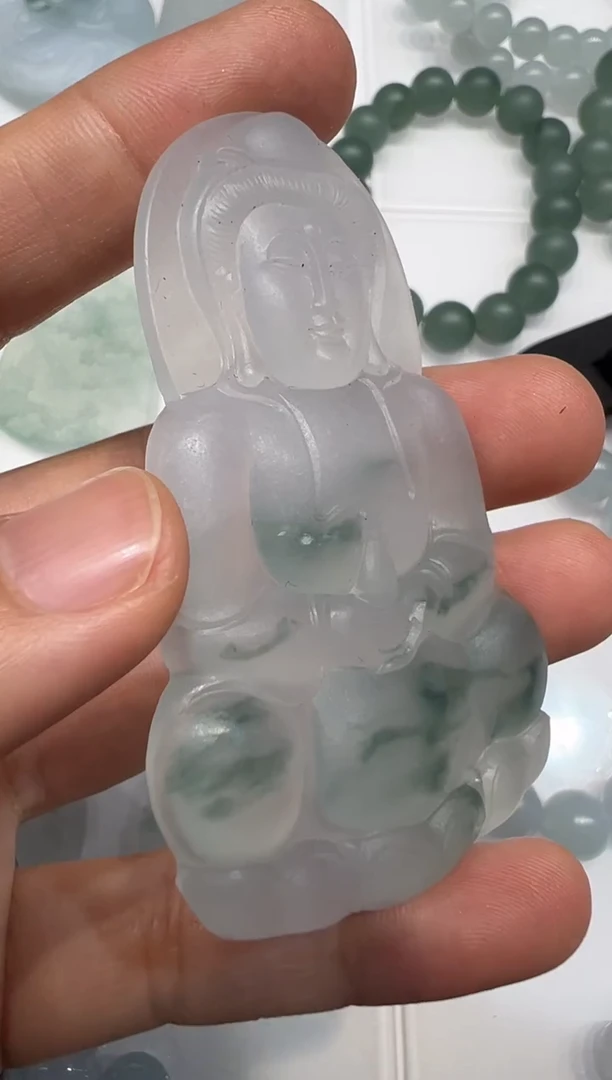 未镶嵌定制翡翠观音