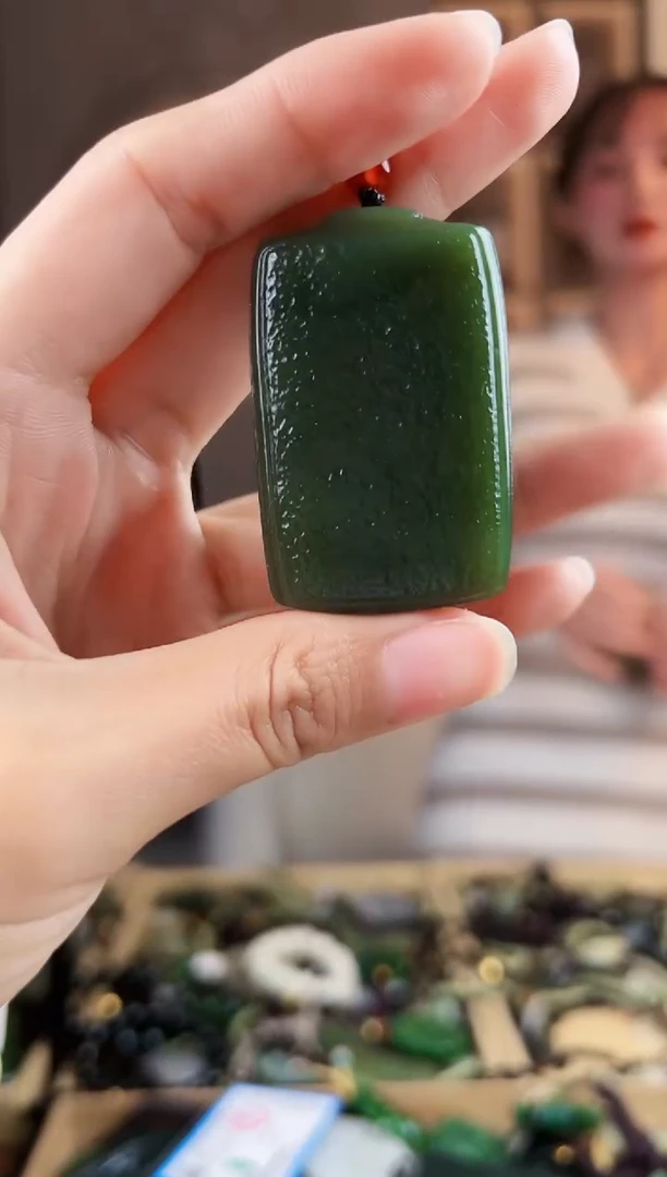 颈饰未镶嵌和田玉拍一发一，多样性发货