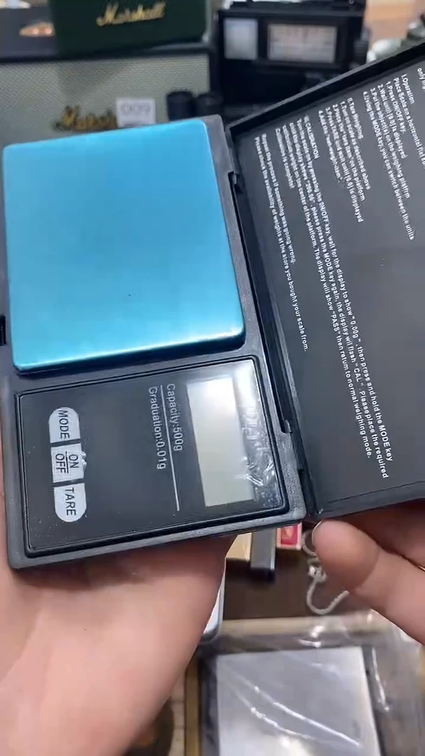 瓷片闪购商品 如图所示