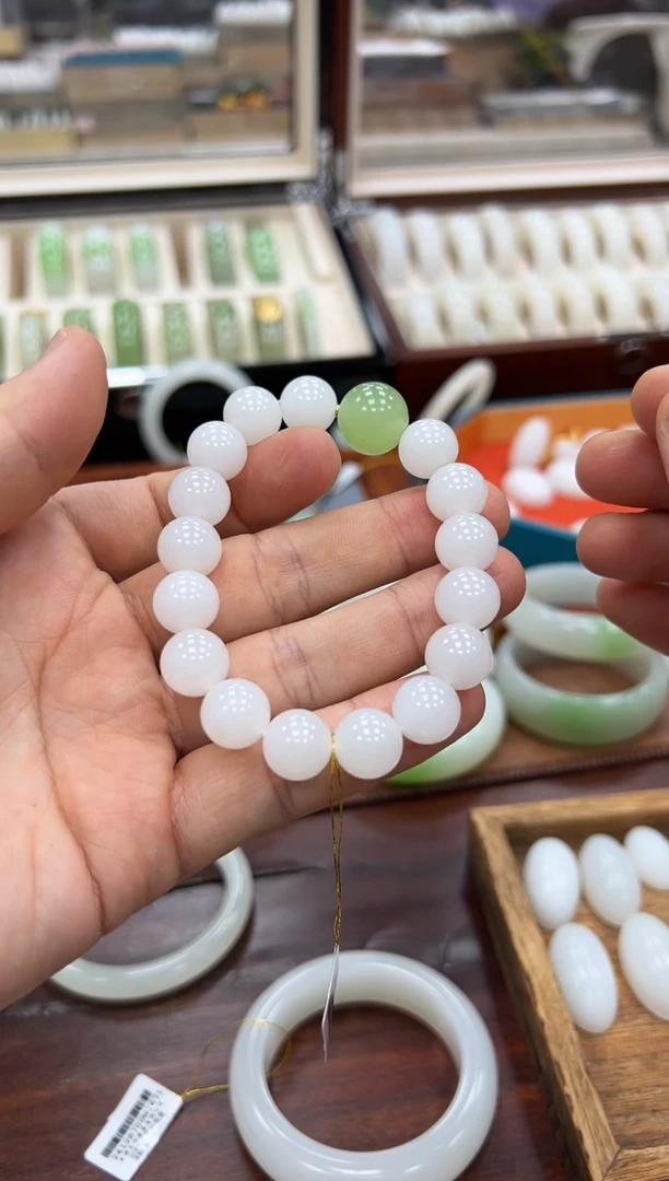 【闪购商品】和田玉手串未镶嵌12mm带标