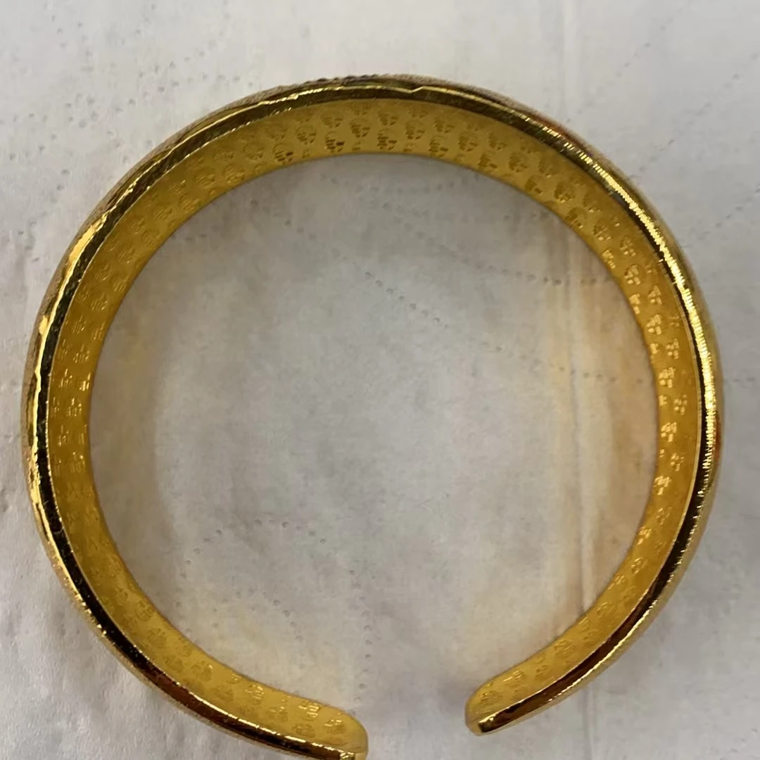 b36时尚百搭精品手镯