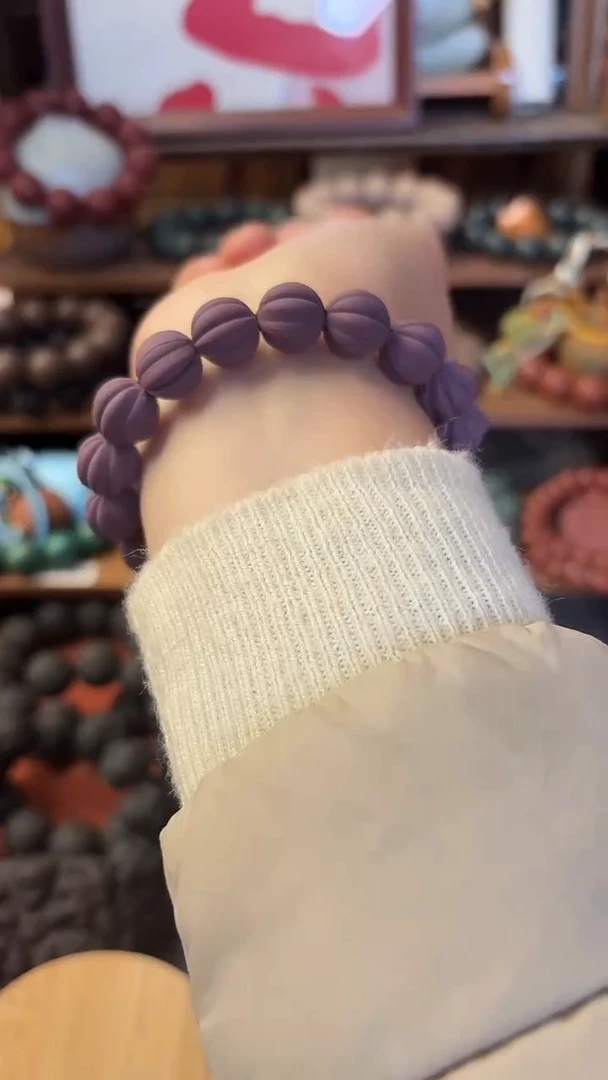 泥塑二苏玉兰瓜珠手串一条