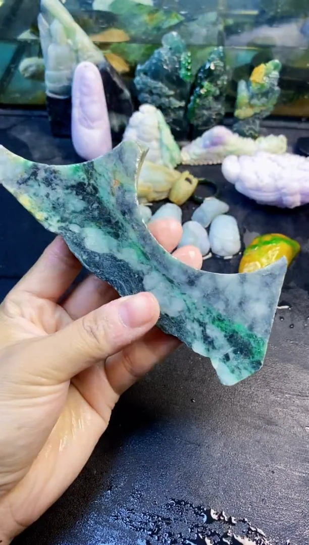 颈饰未镶嵌翡翠天然翡翠031