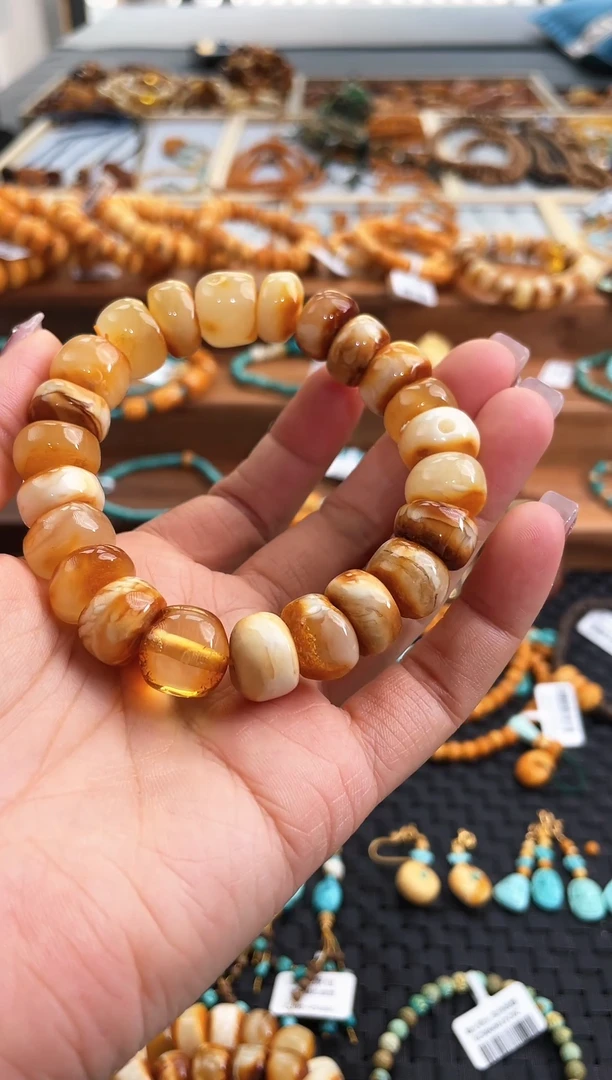 【闪购商品】琥珀手串未镶嵌豆腐块手串