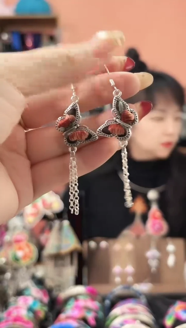织绣艺枝独绣手工饰品273