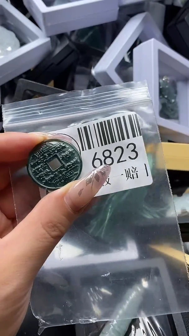 吊坠(不含链)未镶嵌翡翠6823