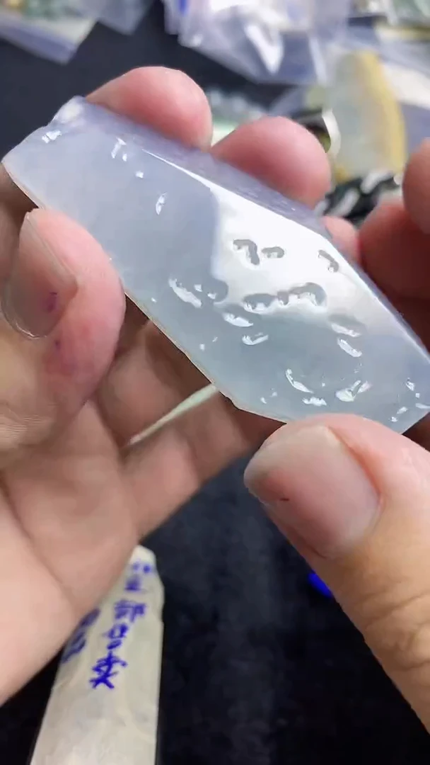 颈饰未镶嵌翡翠天然翡翠