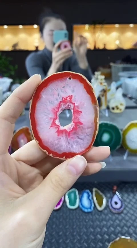 未镶嵌颈饰玛瑙/玉髓猫*王玛瑙