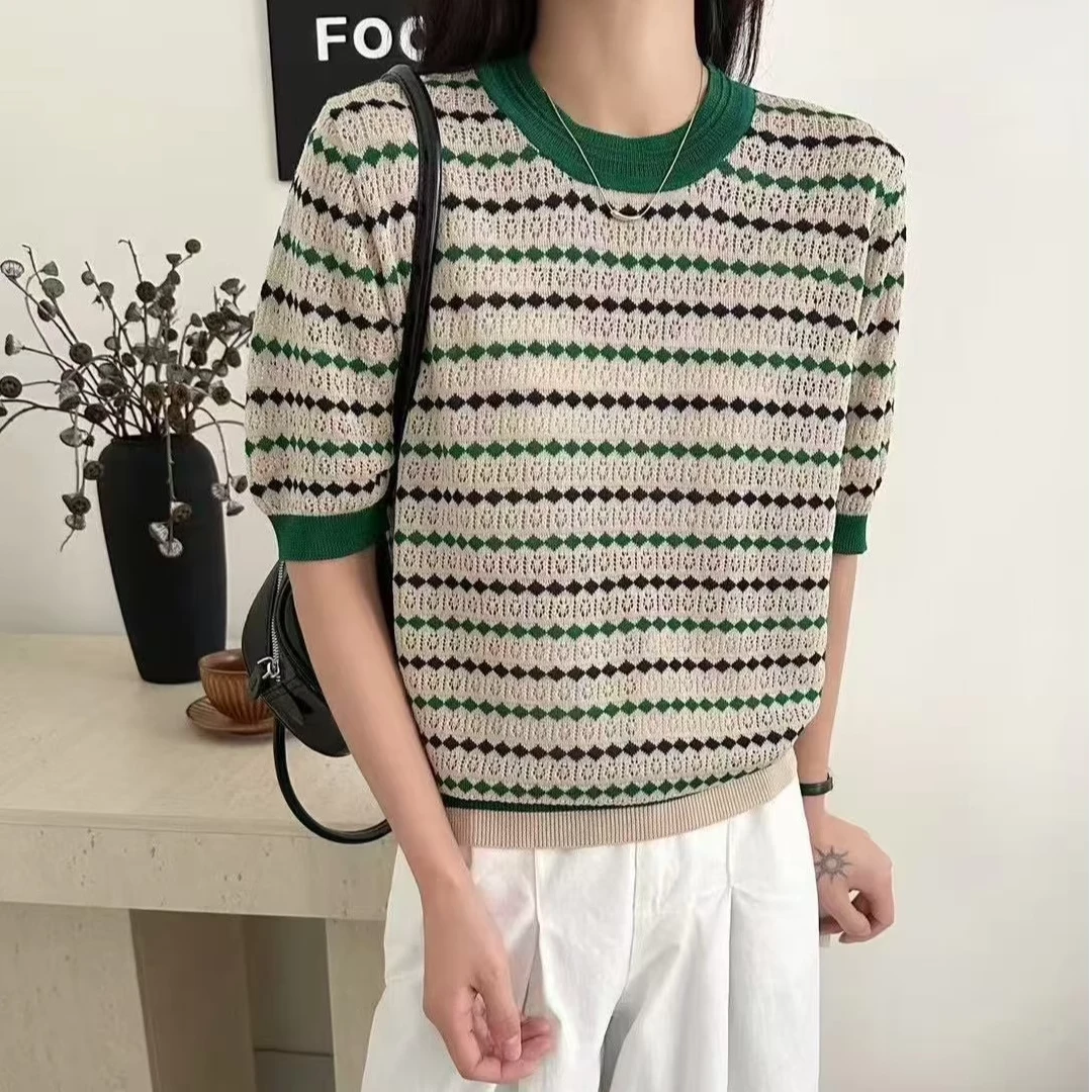 【方格圆领】镂空提花短袖针织衫夏季新款时尚小方格条纹百搭上衣