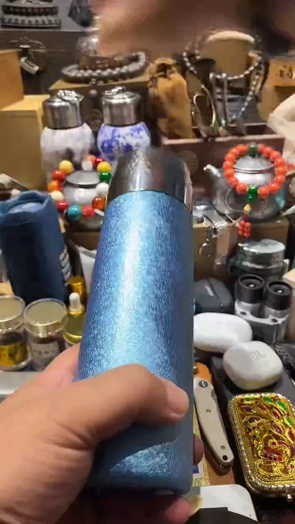 瓷片闪购商品 如图所示