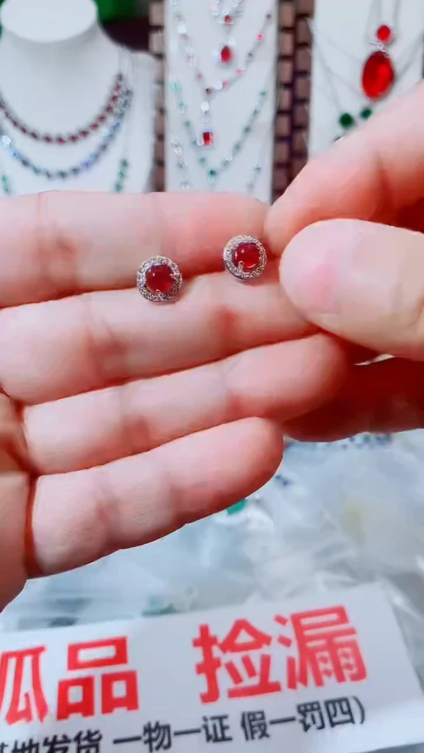 未镶嵌耳饰红宝石红宝石小圆耳钉