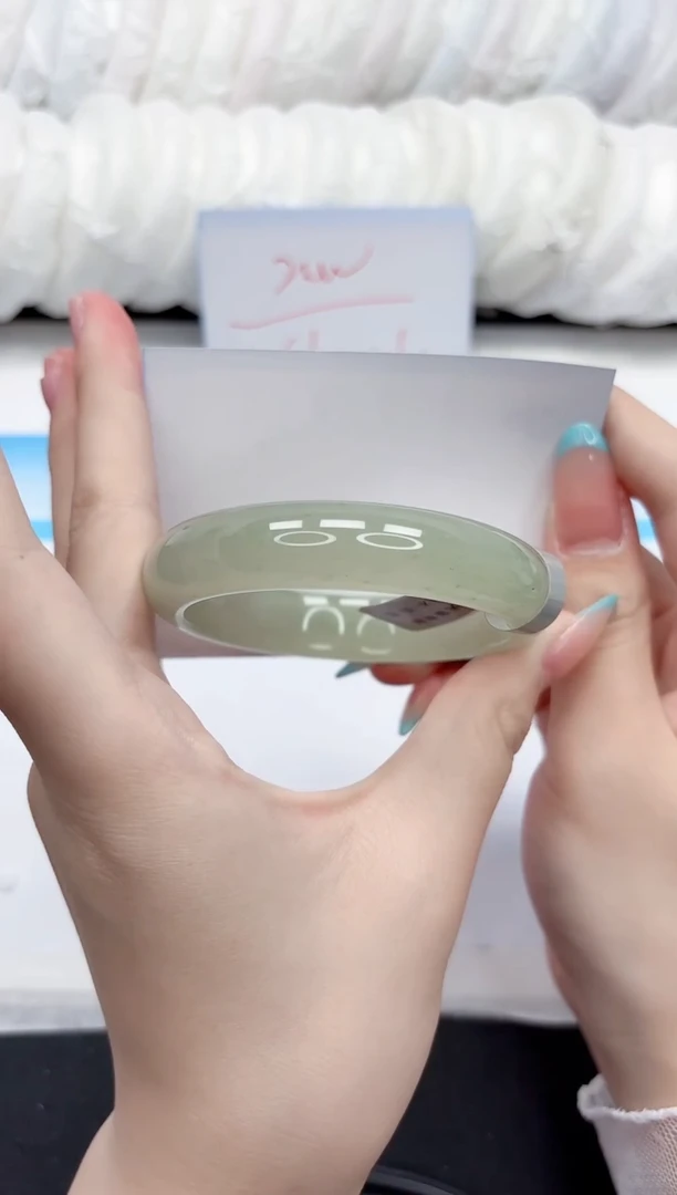 石英质玉手镯未镶嵌305-56