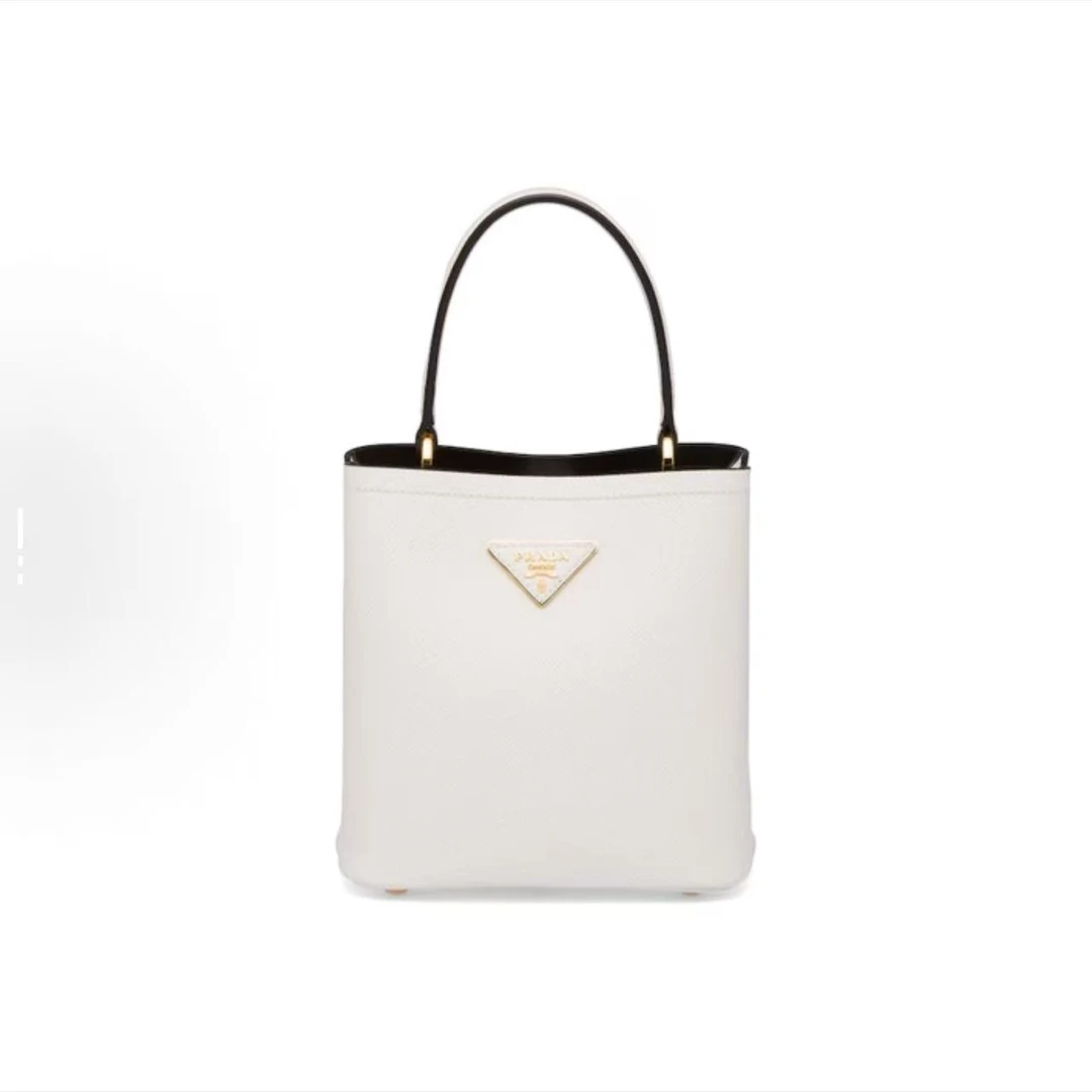 99新 Prada/普拉达 思斯专属 普拉达白水桶单肩包 LM3076