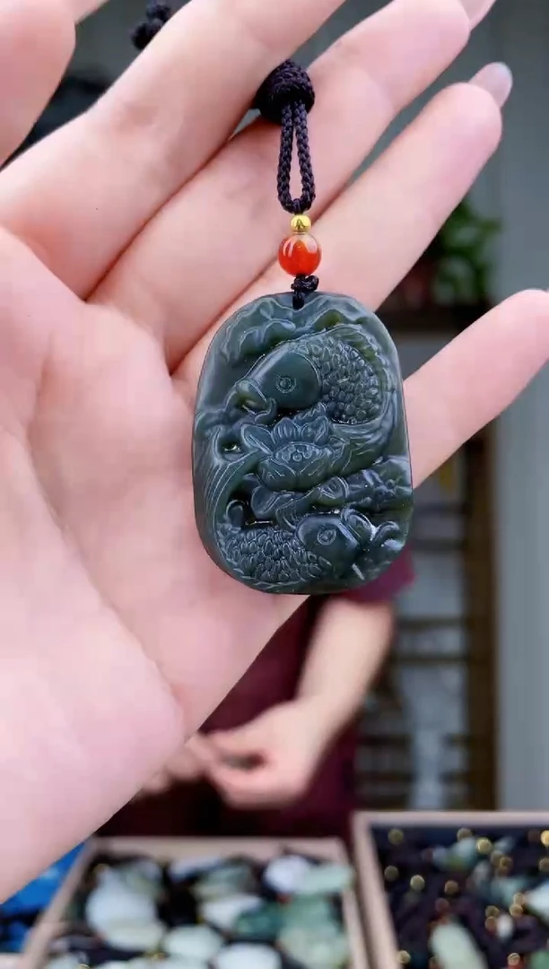 和田玉未镶嵌挂件拍一发一，多样性发货！