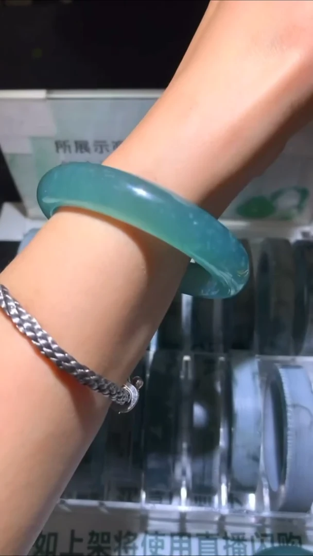 未镶嵌定制翡翠孟***~-毛货-不退不换-