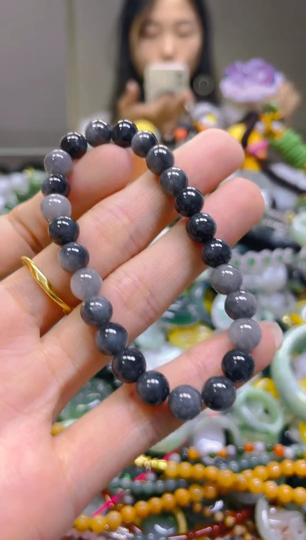 翡翠未镶嵌颈饰6MM/Z/翡翠A货，一件也是批发价