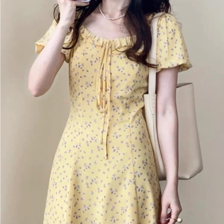 一口芝士雪纺连衣裙方领泡泡袖款绑带显瘦高腰裙