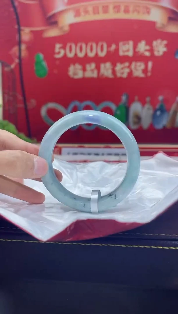 【闪购商品】翡翠手镯未镶嵌手镯3