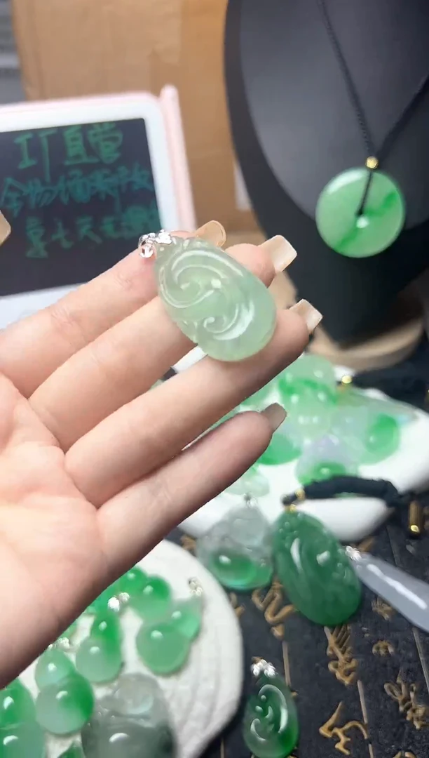 颈饰未镶嵌翡翠所见即所得，一图一物