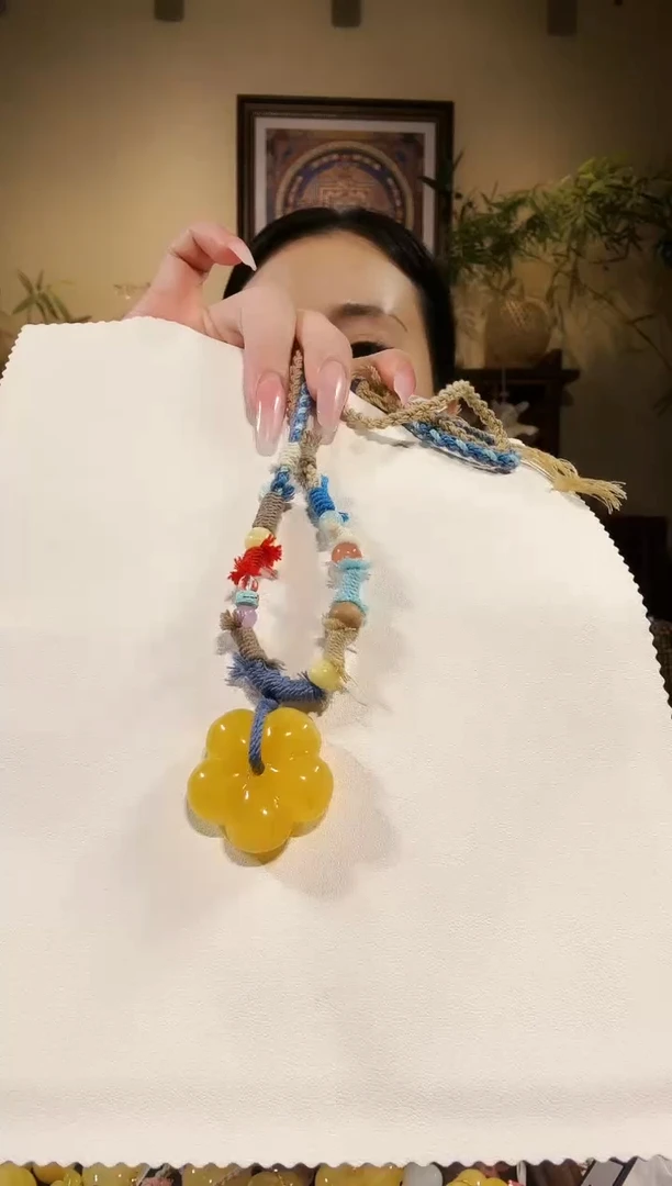 琥珀颈饰未镶嵌项链