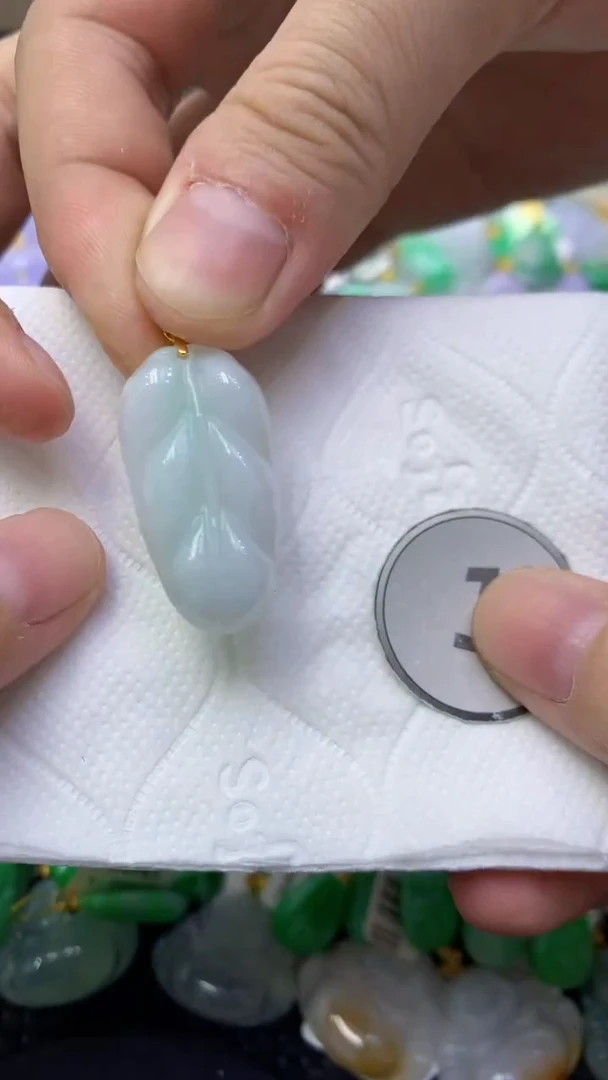 颈饰未镶嵌翡翠天然缅甸翡翠A货