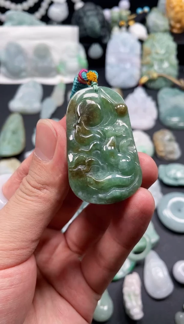翡翠未镶嵌颈饰天然翡翠a货
