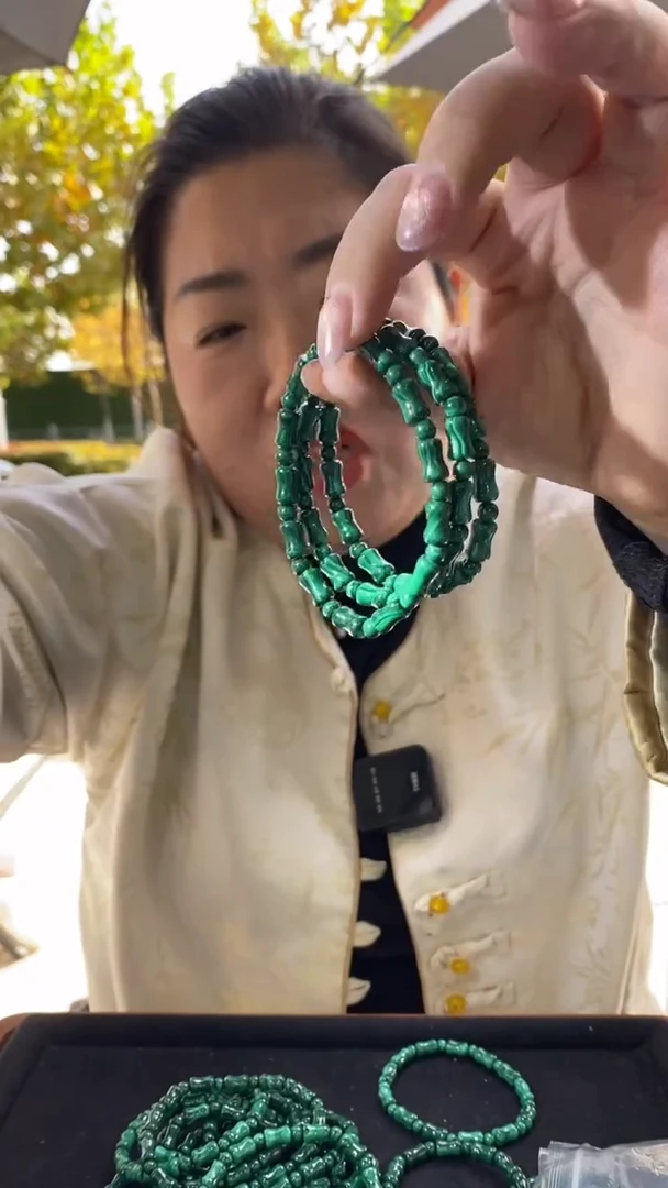 未镶嵌孔雀石手串竹节款手串多样性发其一