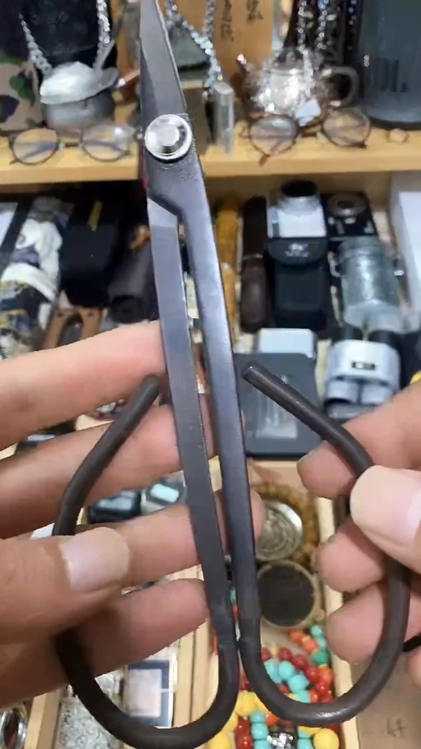 瓷片闪购商品  如图所示
