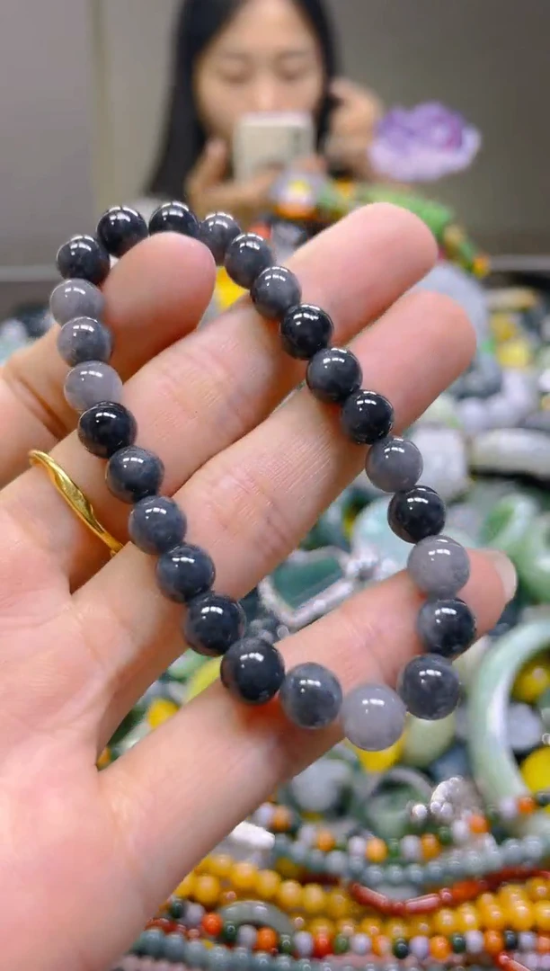 翡翠未镶嵌颈饰7MM/B/翡翠A货，一件也是批发价