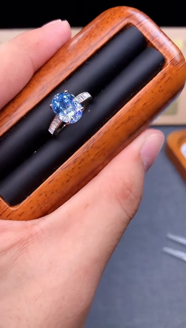 海蓝宝石戒指银S925镶嵌4532