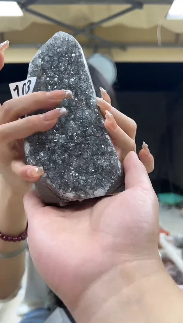 未镶嵌水晶大型摆件（非配饰）水晶 103