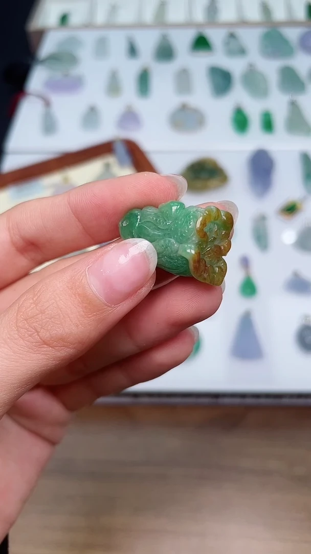 吊坠(不含链)未镶嵌翡翠46莲蓬