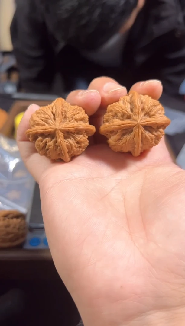 把件核桃边41尺39尺全品雨花石四棱