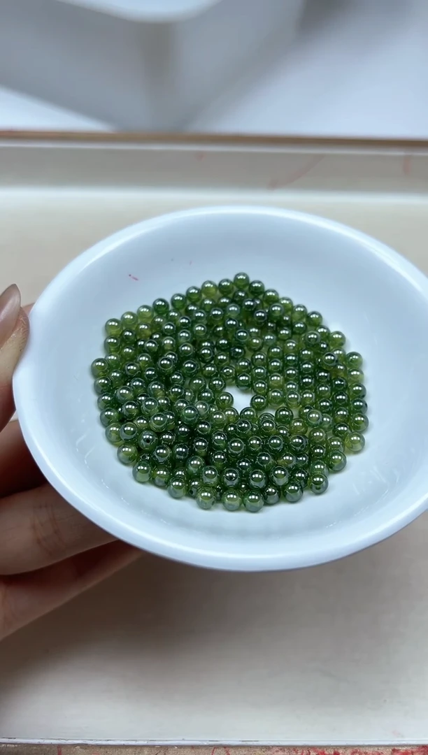 散珠未镶嵌祖母绿M459绿宝石4mm10颗9.9元