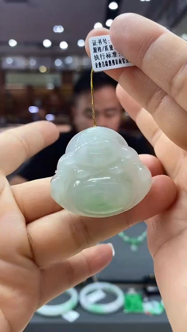 颈饰未镶嵌翡翠佛公