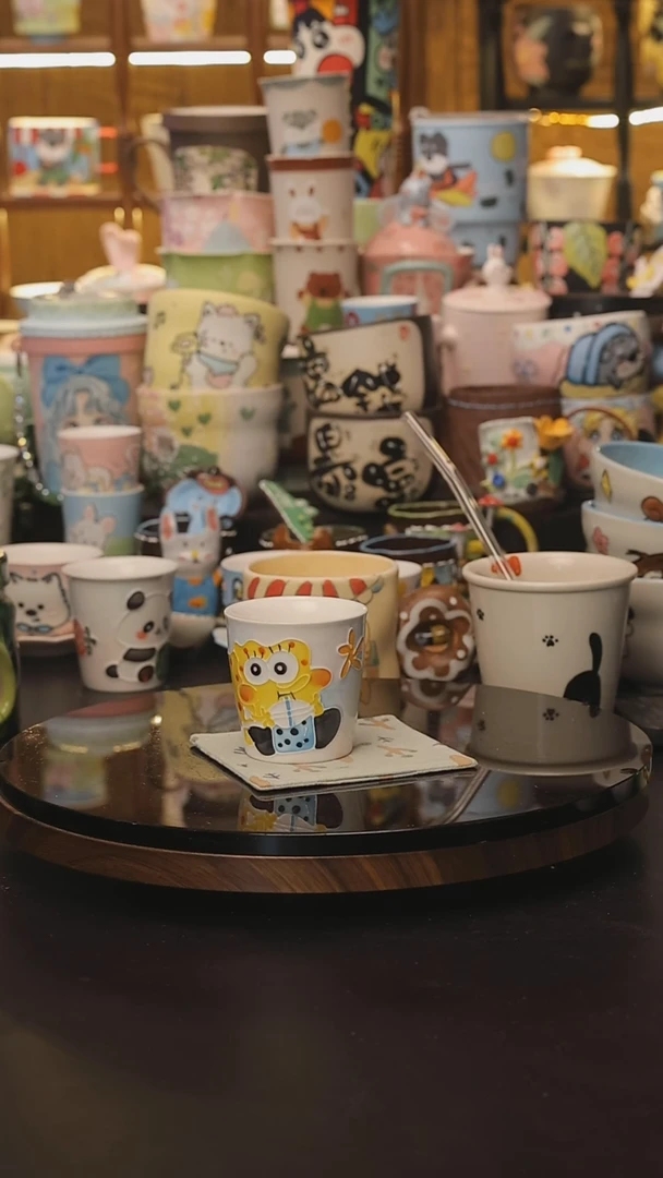 景德镇釉下彩绘设计师款式陶瓷