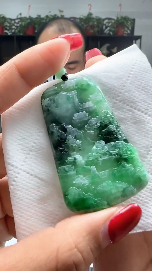 【闪购商品】翡翠颈饰未镶嵌天然翡翠A货吊坠