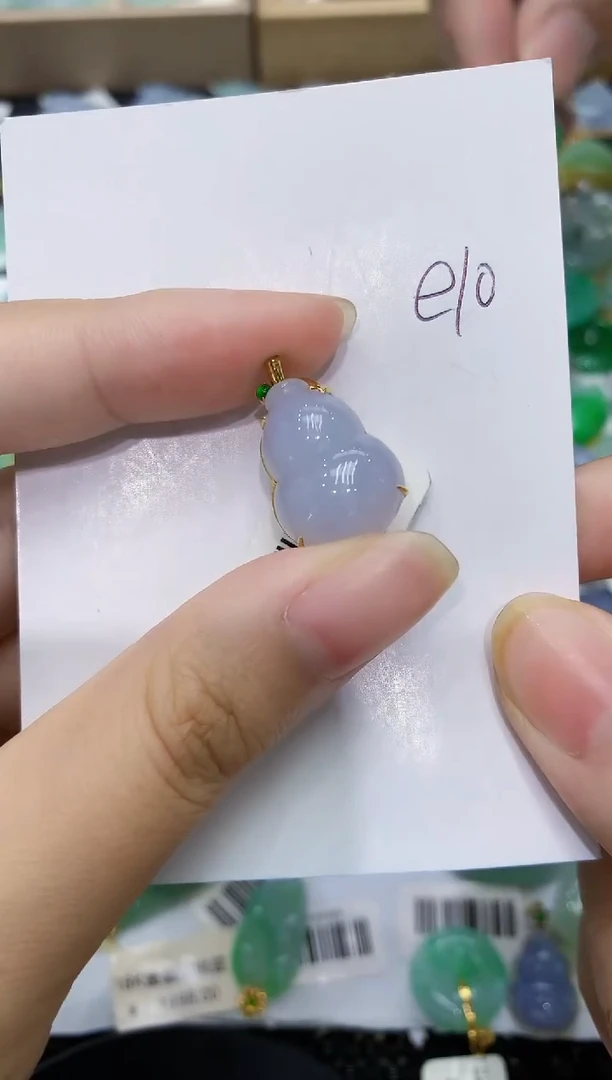 翡翠18K金镶嵌颈饰111111111