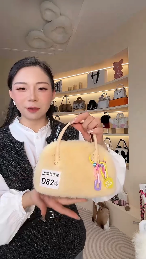 水貂毛【闪购商品】女包D824