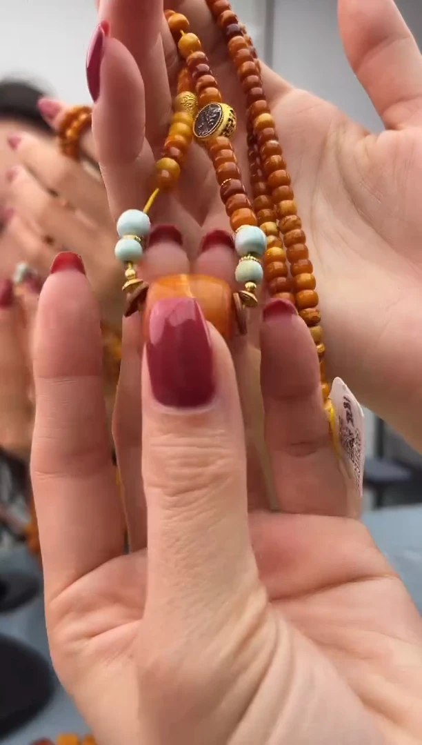 未镶嵌蜜蜡珠宝奇石假一罚十，04发一件