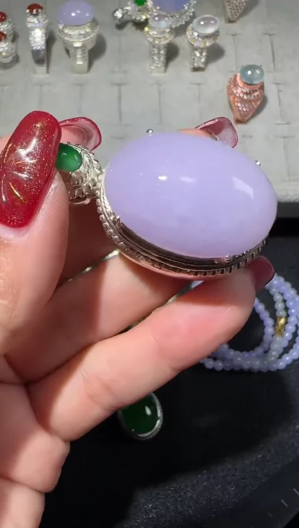 【闪购商品】翡翠吊坠(不含链)未镶嵌多样性发货拍一发一