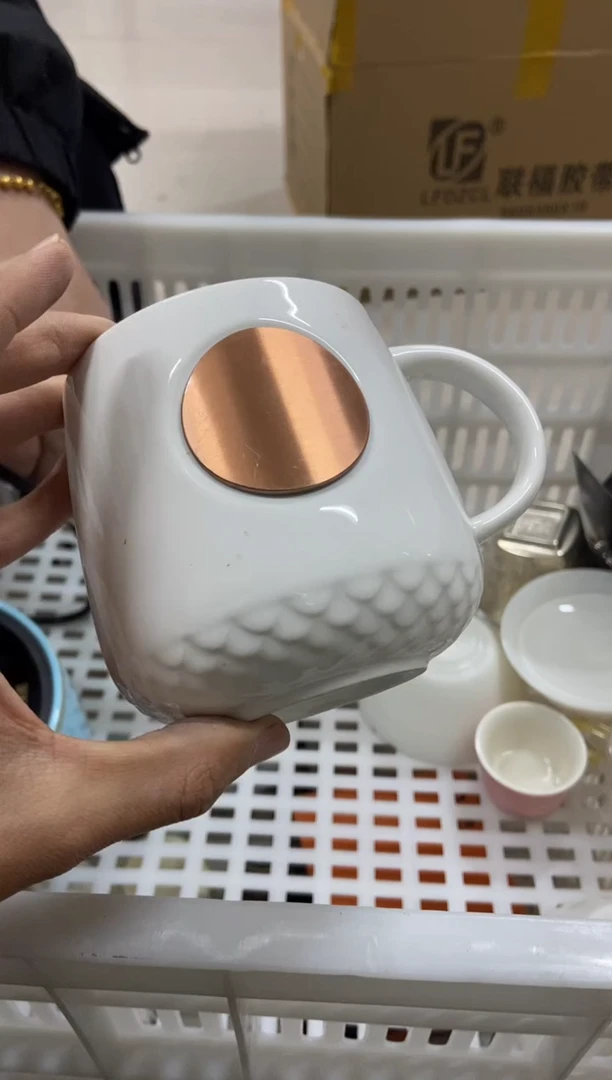 杯子瓷无运费险有瑕疵的摄影的产品有使用过的痕迹有点脏介意勿拍