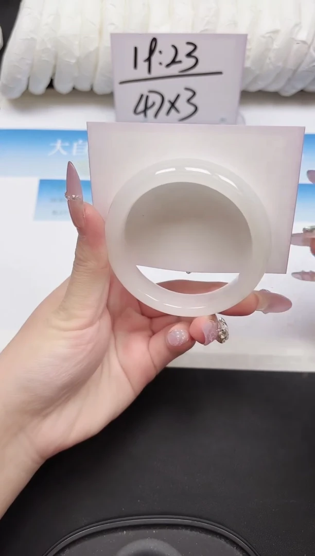 未镶嵌手镯石英质玉7-56.8