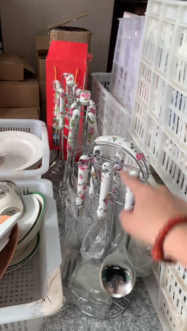 瓷陶瓷尾单CC047微瑕1个不挑花色