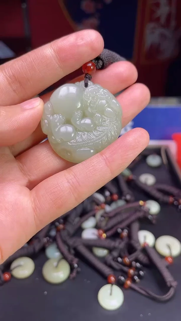 颈饰未镶嵌和田玉123